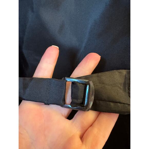 Men's Striped Red Vest - Picture 9 of 15